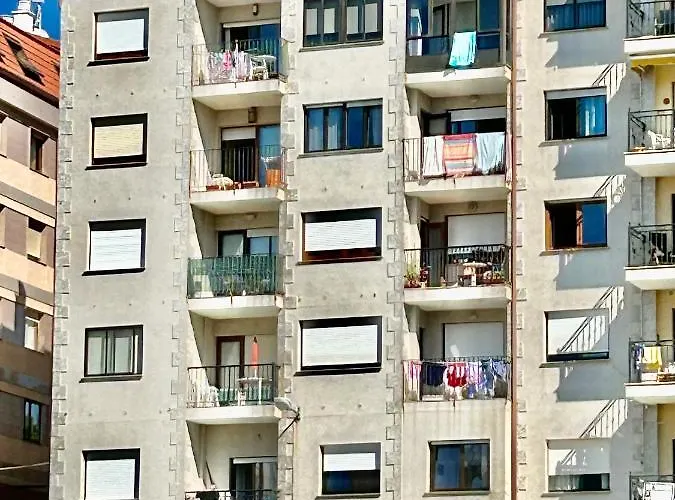 Centrico Piso Parking Privado En La Playa Apartment *