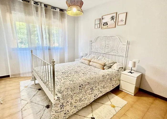 Centrico Piso Parking Privado En La Playa Apartment *